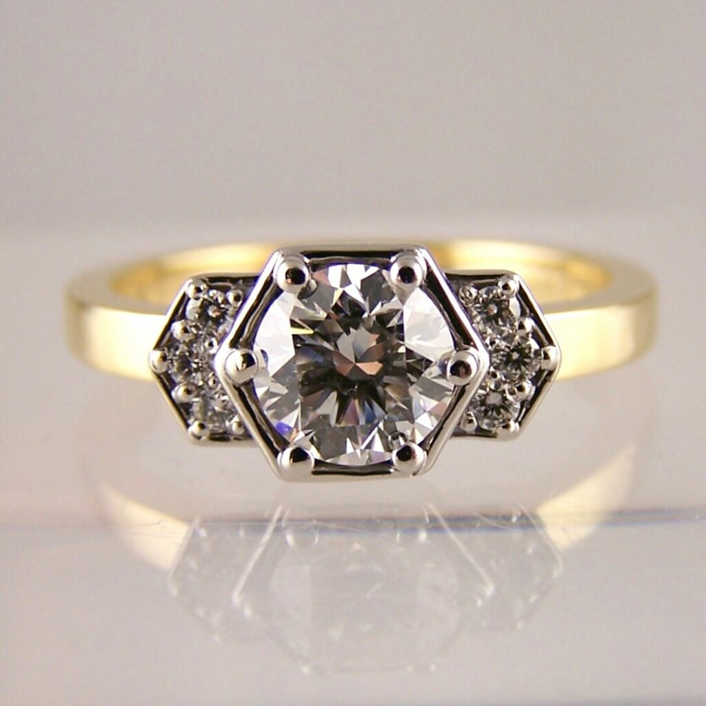 Round Brilliant Cut Engagement Rings