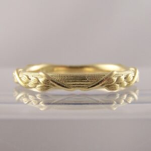 18ct Gold vine leaf wedding ring